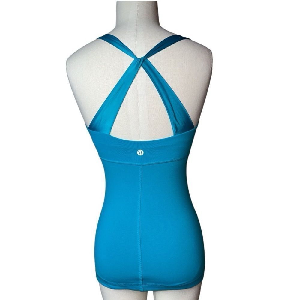LULULEMON Practice Daily Silky X Back
Strap Shelf Bra Workout Tank Top S…